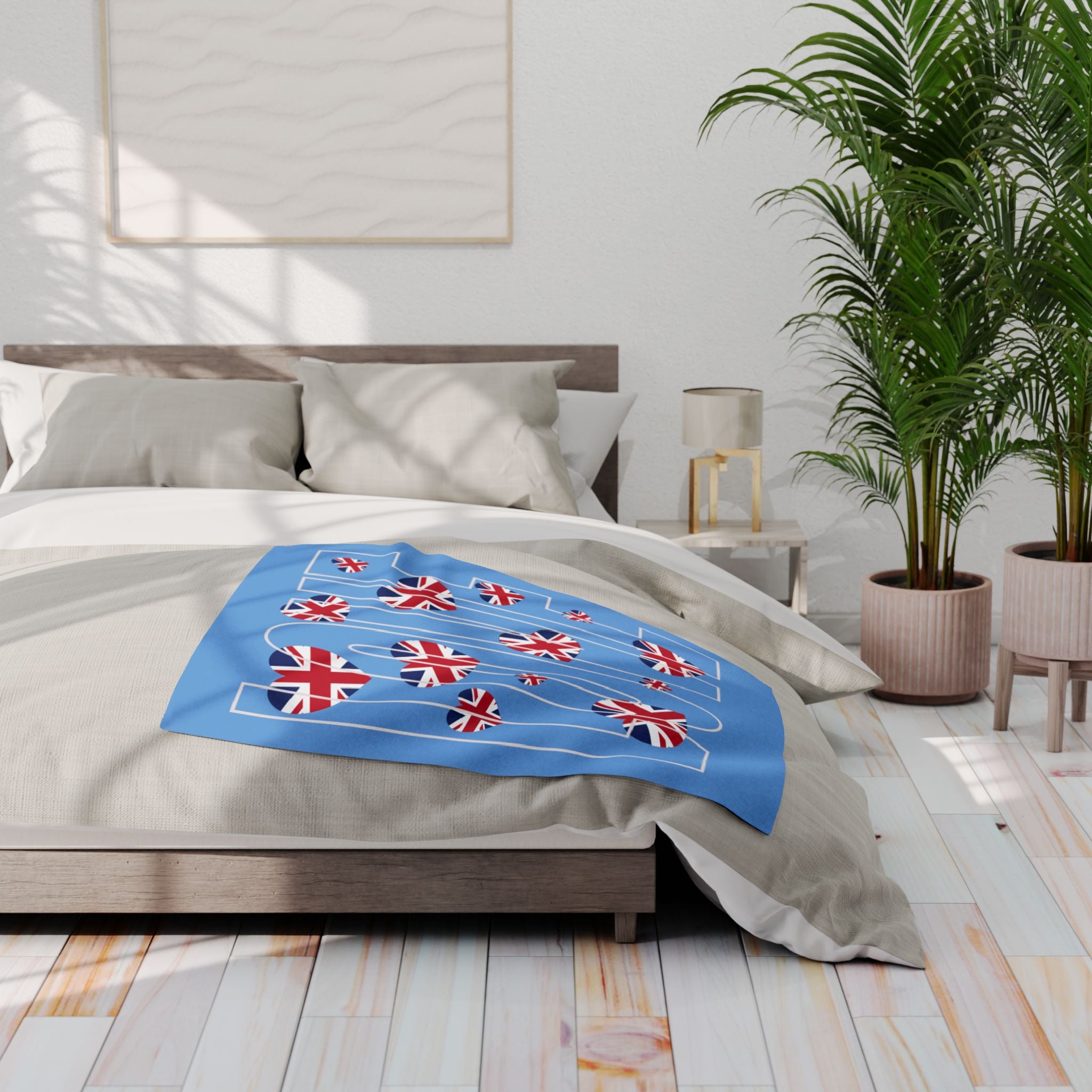 Cozy British Flag Fleece Blanket, Warm Throw Blanket for Home, UK Pride Decor, Love Gift for Her, Room Accessory