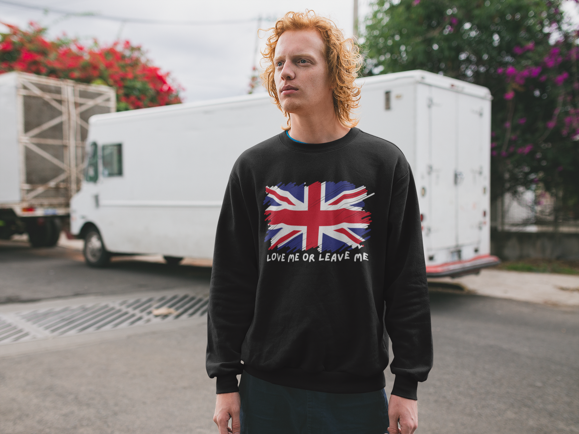 Union Jack Sweatshirt - Love Me or Leave Me, UK Pride Gift, Cozy Casual Wear, Unisex Fashion, Great for Travel