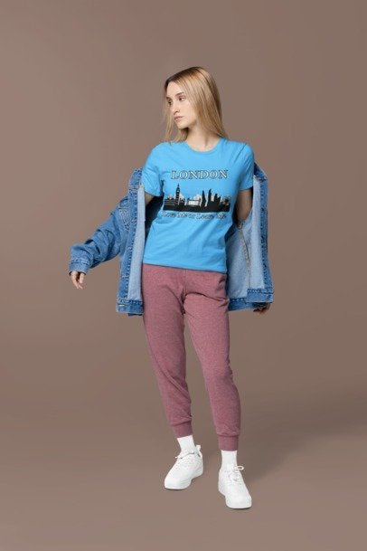 London Skyline Graphic Tee, Love Me or Leave Me Shirt, Travel Shirt, Unisex T-Shirt, Gift for London Lovers, Casual Wear