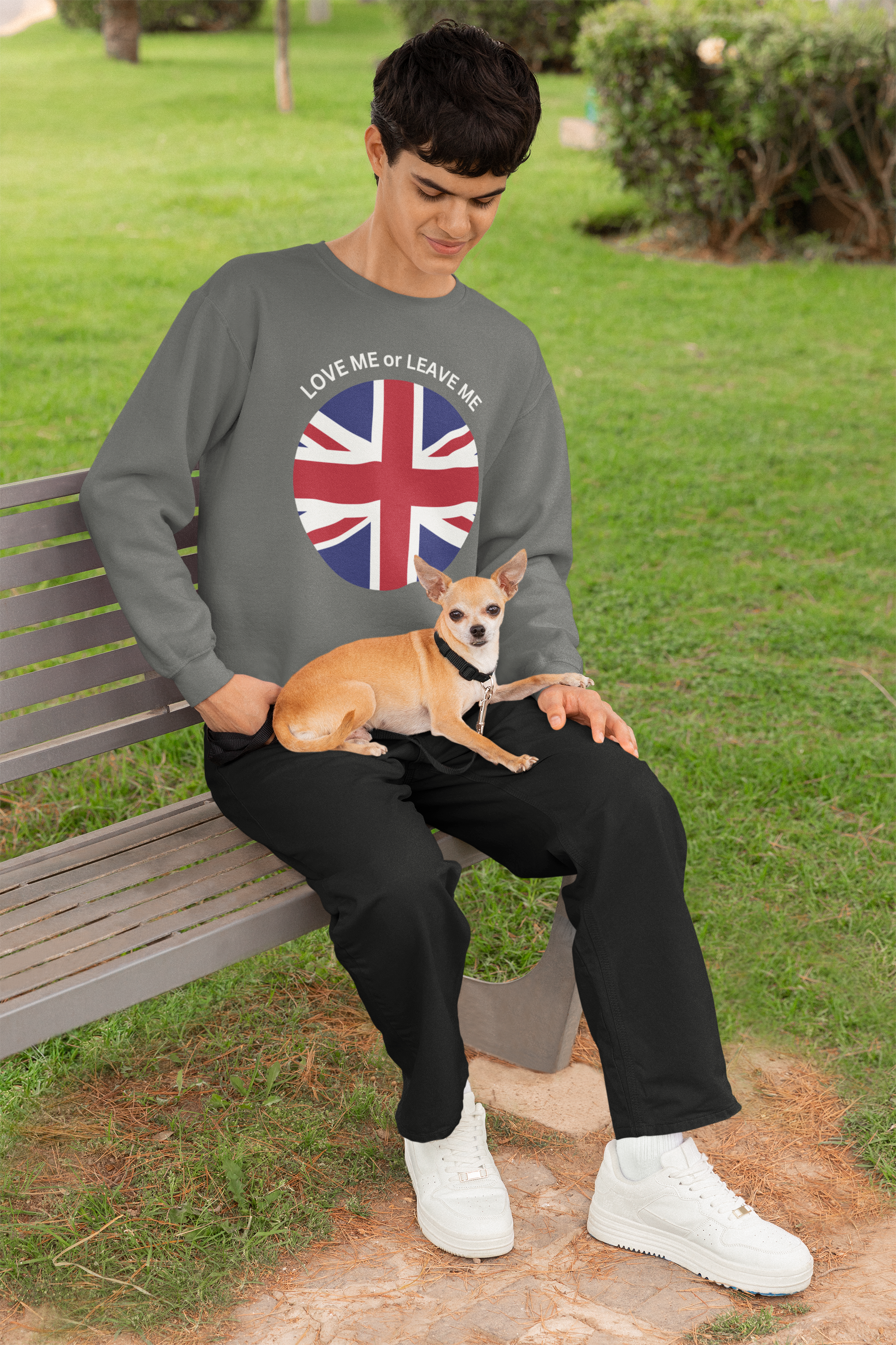 Love Me or Leave Me Unisex Crewneck Sweatshirt, Cozy Gift for British Flag Lovers, Casual Wear, Ideal for Holidays and Everyday, [...]