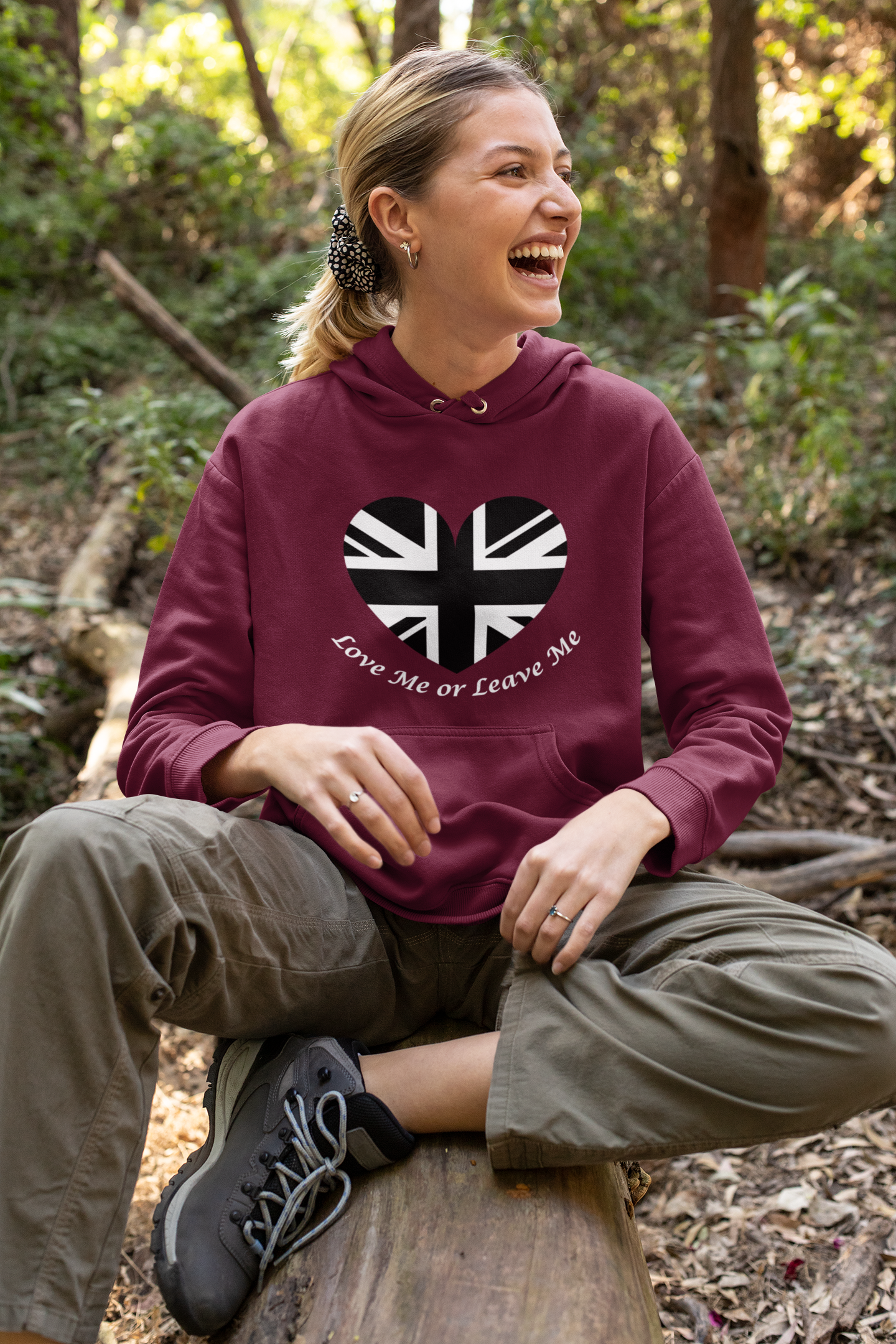 Unisex British Flag Hoodie, Cozy College Sweatshirt, Heart Design Pullover, Perfect Gift for Students, UK Pride Apparel, Casual [...]