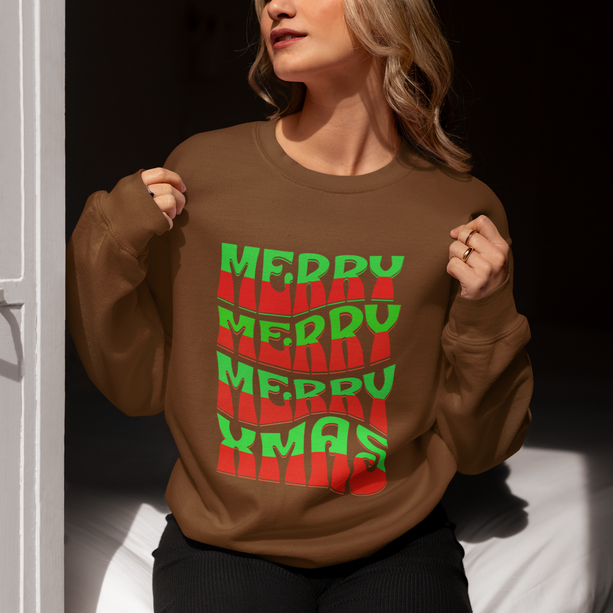 Christmas Crewneck Sweatshirt – Retro 'Merry Xmas' Red & Green Holiday Design
