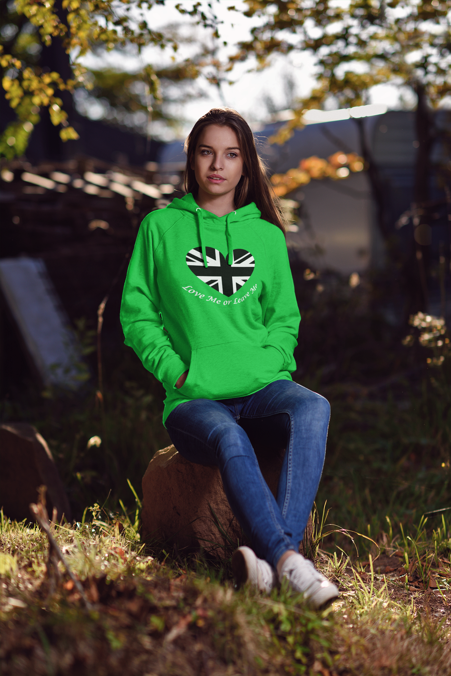 Unisex British Flag Hoodie, Cozy College Sweatshirt, Heart Design Pullover, Perfect Gift for Students, UK Pride Apparel, Casual [...]