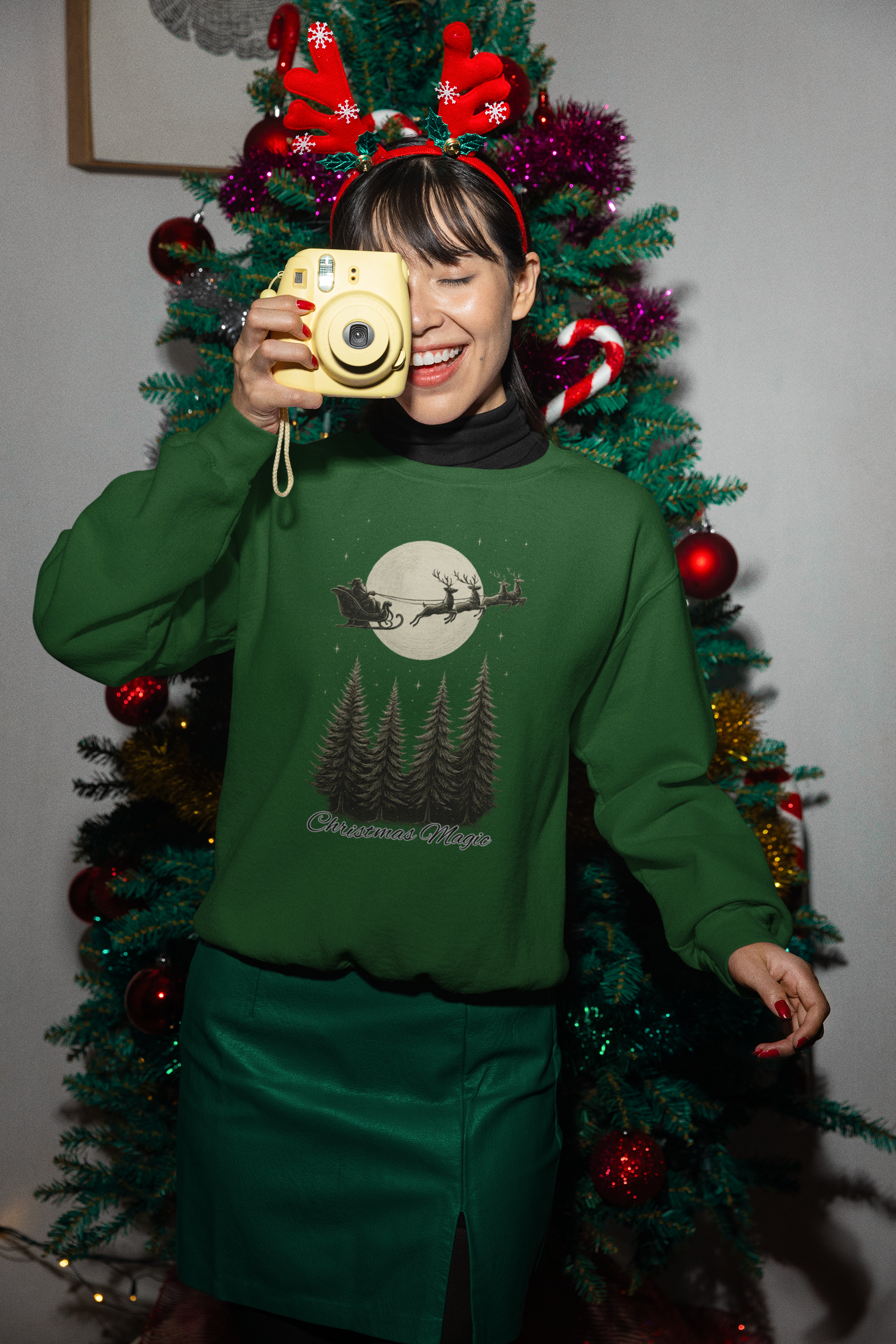 Christmas Magic Crewneck Sweatshirt